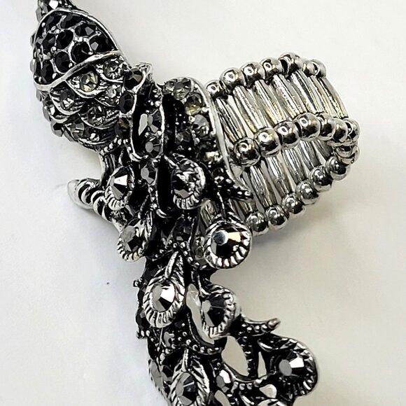 Rhinestones Peacock Ring Stretch Band - Picture 5 of 10